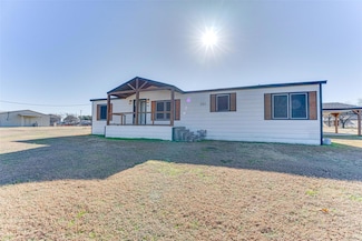 101 Commerce St, Ennis, TX 75119