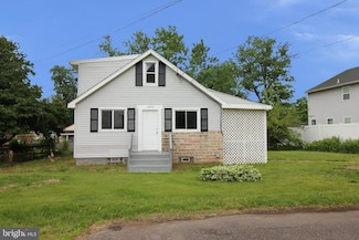 1300 Magnolia Ave, Croydon, PA 19021