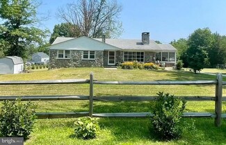 2411 Rosenberry Rd, Gilbertsville, PA 19525