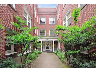 1509 NE 10th Ave Unit 307, Portland, OR 97232