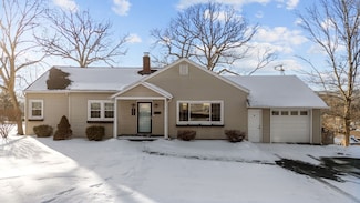 401 Corey Ave, Endicott, NY 13760