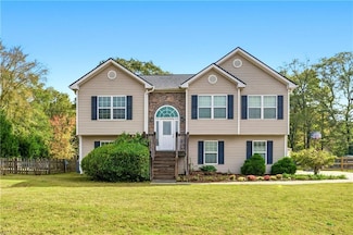 560 Mount Tabor Rd, Oxford, GA 30054