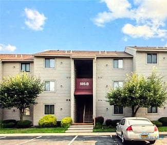 505 W Lakeshore Dr Unit B6, Port Clinton, OH 43452