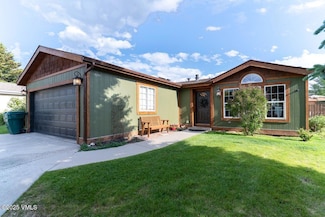612 Sunny Ave, Gypsum, CO 81637