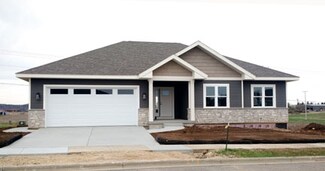 1100 20th St, Prairie Du Sac, WI 53578