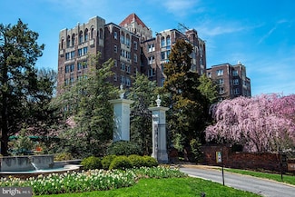 4000 Cathedral Ave NW Unit 218B, Washington, DC 20016