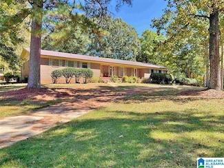 79 Riverside Dr, Childersburg, AL 35044