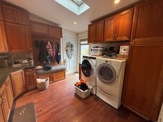 33 Walnut Tree Hill Rd, Shelton, CT 06484