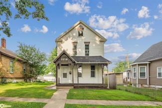 1219 N 7th St, Burlington, IA 52601