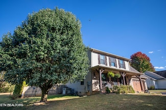 310 Rolling Ridge Ln N, Vonore, TN 37885