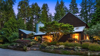 9000 NE Hidden Cove Rd, Bainbridge Island, WA 98110