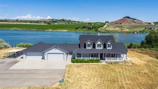 6606 Red Rock Rd, Marsing, ID 83639