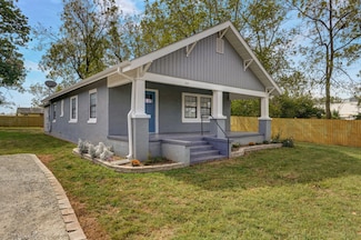 610 E Logan St, Marionville, MO 65705