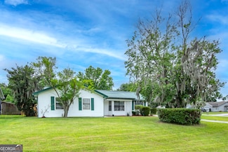 311 Sunnyside Dr, Saint Marys, GA 31558