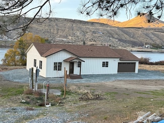 30 Chambers Rd, Brewster, WA 98812