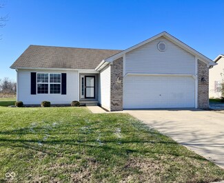 1152 Mockingbird Ln, Seymour, IN 47274