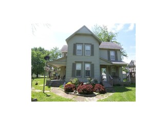 327 Spruce St, Mound City, KS 66056