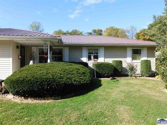 10200 S Mccord Ln, Rosedale, IN 47874