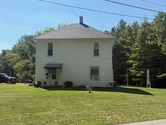 1121 Smith St, Logansport, IN 46947