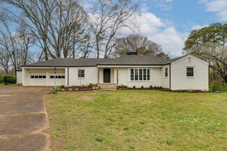 1053 Thelmeta Ave, Chattanooga, TN 37421