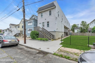 3 Oceanview Ave, Keansburg, NJ 07734