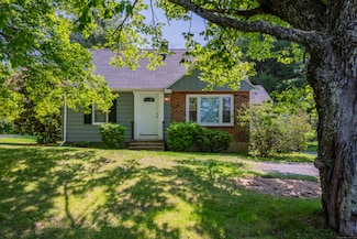 824 Torringford St, Torrington, CT 06790