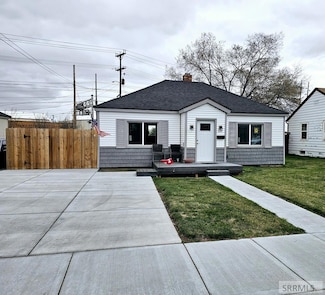 261 Dunbar Dr, Idaho Falls, ID 83402