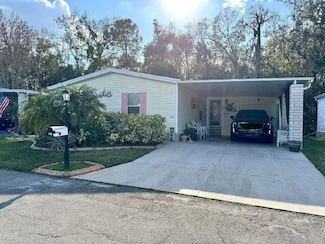 746 Gladiola Dr, Auburndale, FL 33823