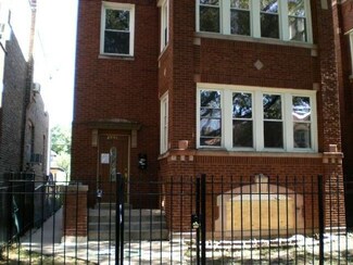 2941 N Keating Ave, Chicago, IL 60641