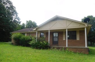 1920 Hinkle Rd, Sardis, TN 38371