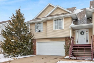 30 Florence Way, North Liberty, IA 52317