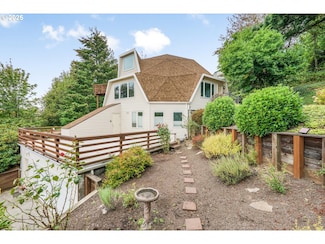 2626 NW 83rd Place, Portland, OR 97229