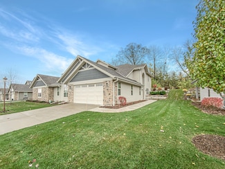 3611 Hawthorn Hill Dr, Waukesha, WI 53188