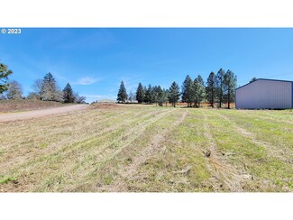 0 Todd Way Unit 1900 23186470, Veneta, OR 97487