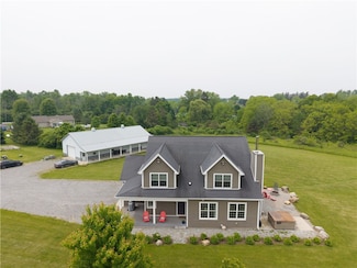 4582 Bellwood Dr, Geneseo, NY 14454