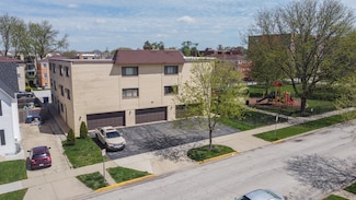 1258 Brown St Unit 204, Des Plaines, IL 60016