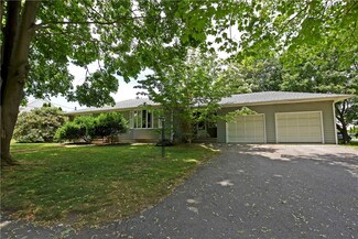 20 N Cornell Ave, Warren, RI 02885