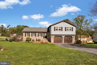 51 Sage Dr, Reading, PA 19608