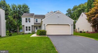 9513 Country Roads Ln, Manassas, VA 20112