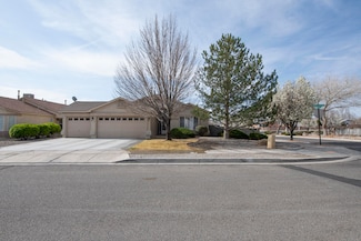 800 Ocate Meadows Dr, Rio Rancho, NM 87144