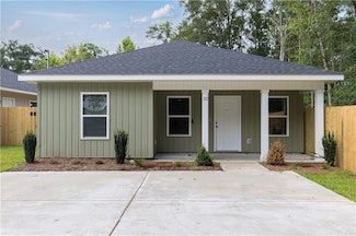 32 Everett Ave E, Saraland, AL 36571
