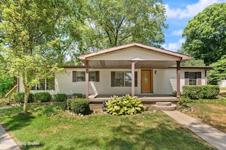 130 Persimmon Ct, Vine Grove, KY 40175
