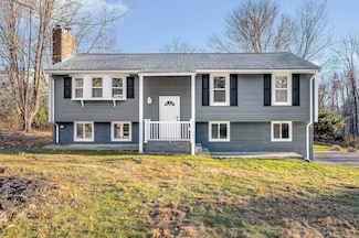 4 Melody Ln, Pelham, NH 03076