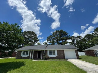 1102 Hampton Ct, Summerville, SC 29483