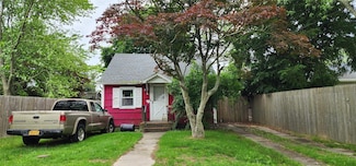 202 Forest Rd W, Mastic Beach, NY 11951