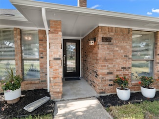 1609 Ginger Dr, Carrollton, TX 75007