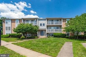 3351 Yost Ln, Dumfries, VA 22026