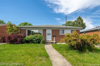 26730 W Davison, Redford, MI 48239