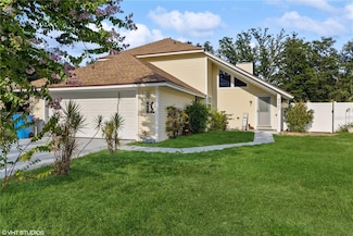 4907 Country Aire Ln, Tampa, FL 33624