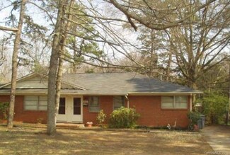 3712 Rosehaven Dr, Charlotte, NC 28205